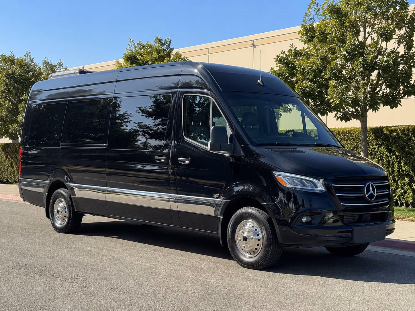 oceanside private airport shuttle bus rentals in oceanside