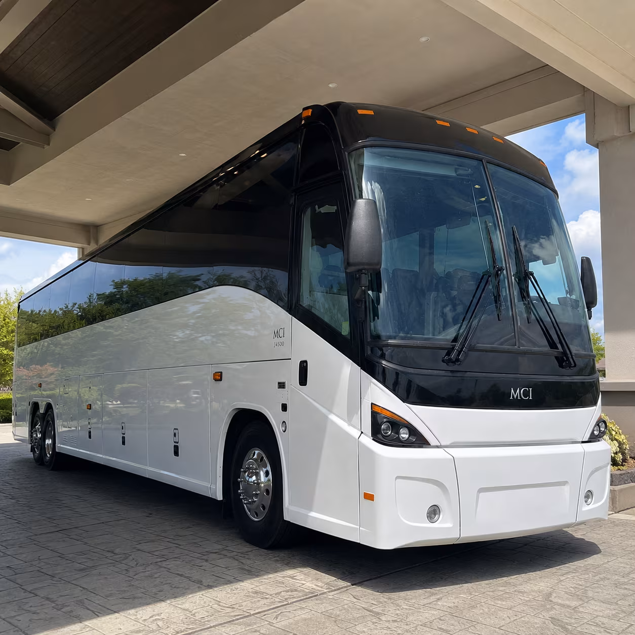 shuttle your guests from san diego international airport to your chula vista wedding