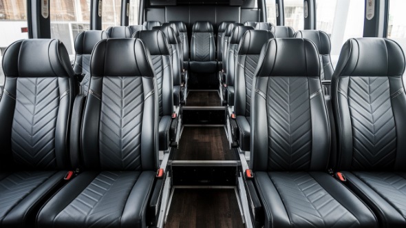 15 passenger minibus rental carlsbad